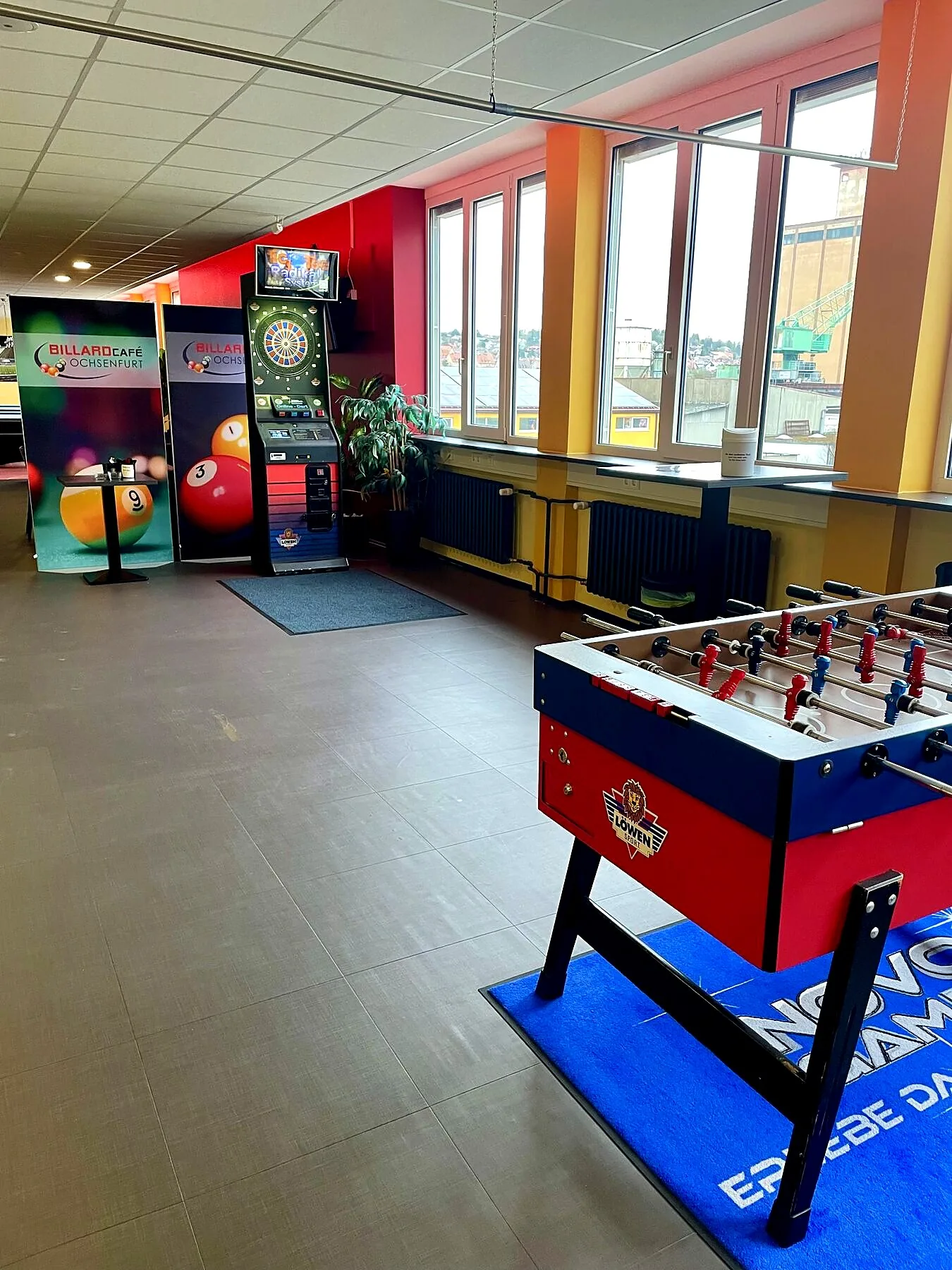 Löwen Dart HB10 Profi-Dartautomat im Billardcafé Ochsenfurt